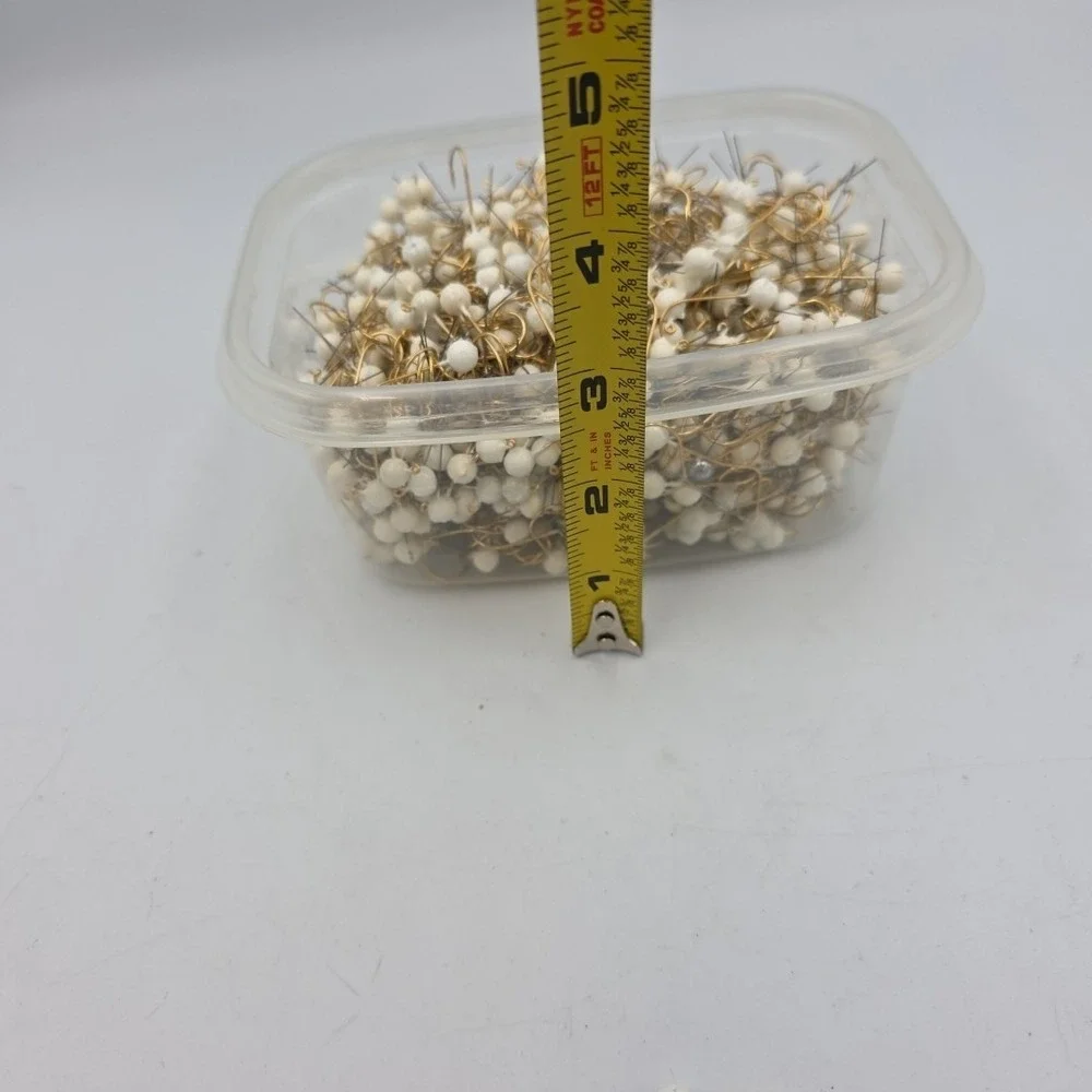 3 lbs Of Jig Heads White #4? Gold Weedless Hooks